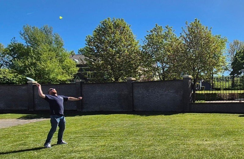 Nieuwe badminton- en tennisrackets